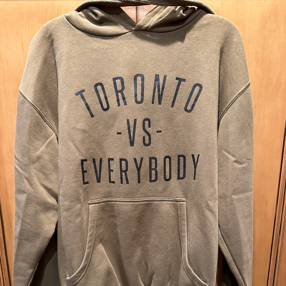 Men’s Toronto VS Everybody Sweatshirt